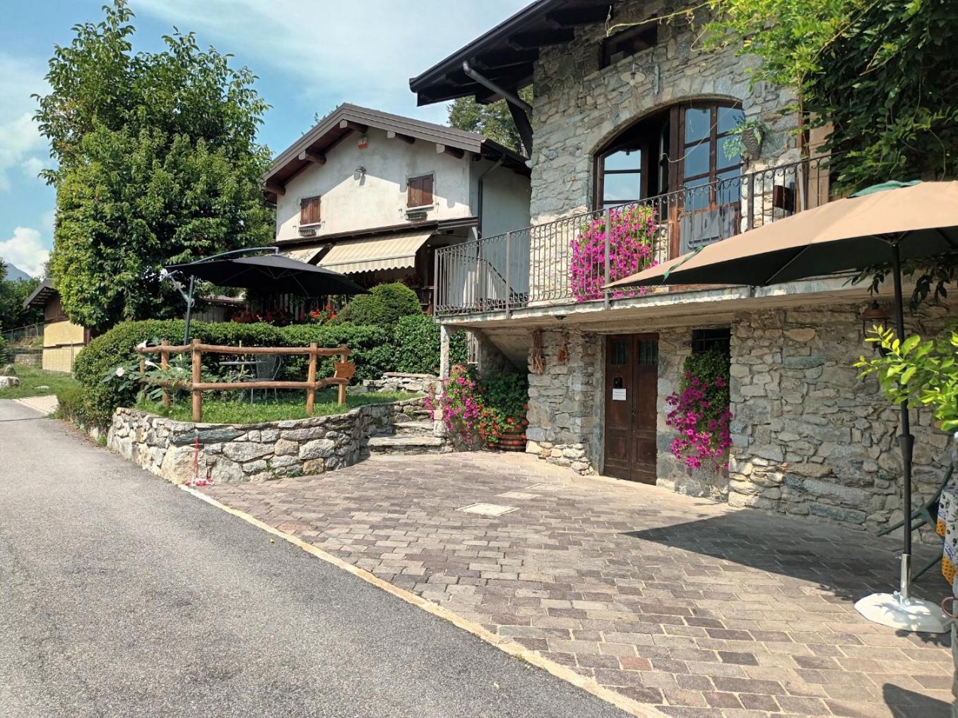 Farmhouse Of Grandfather Chek Bellagio Exterior foto